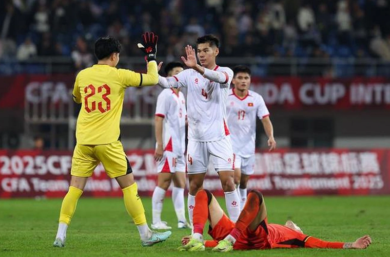 bao-chi-khu-vuc-ca-ngoi-u22-viet-nam-sau-chien-thang-truoc-trung